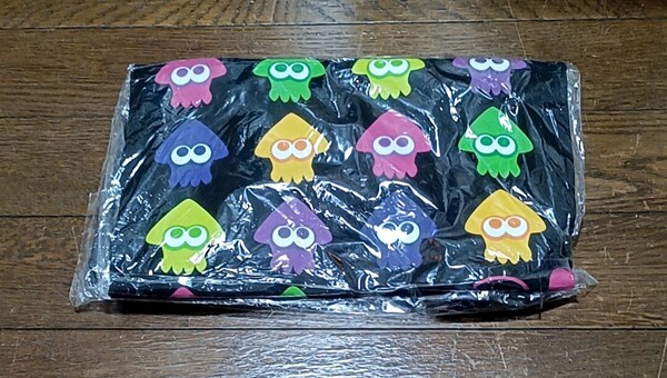 スプラトゥーン2 カラフルイカTシャツ(M) 黒 ブラック