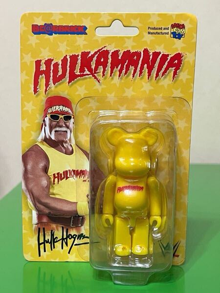 【未開封品】 ベアブリック HULKAMANIA 100% WWE ハルク・ホーガン MEDICOM TOY BE@RBRICK 2014年発売 未使用品 メディコムトイ