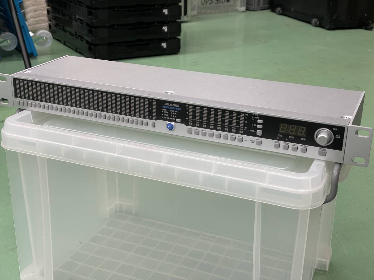 Yahoo!オークション -「alesis deq 830」(イコライザー Yahoo!オークション -「alesis deq 830」(イコライザー