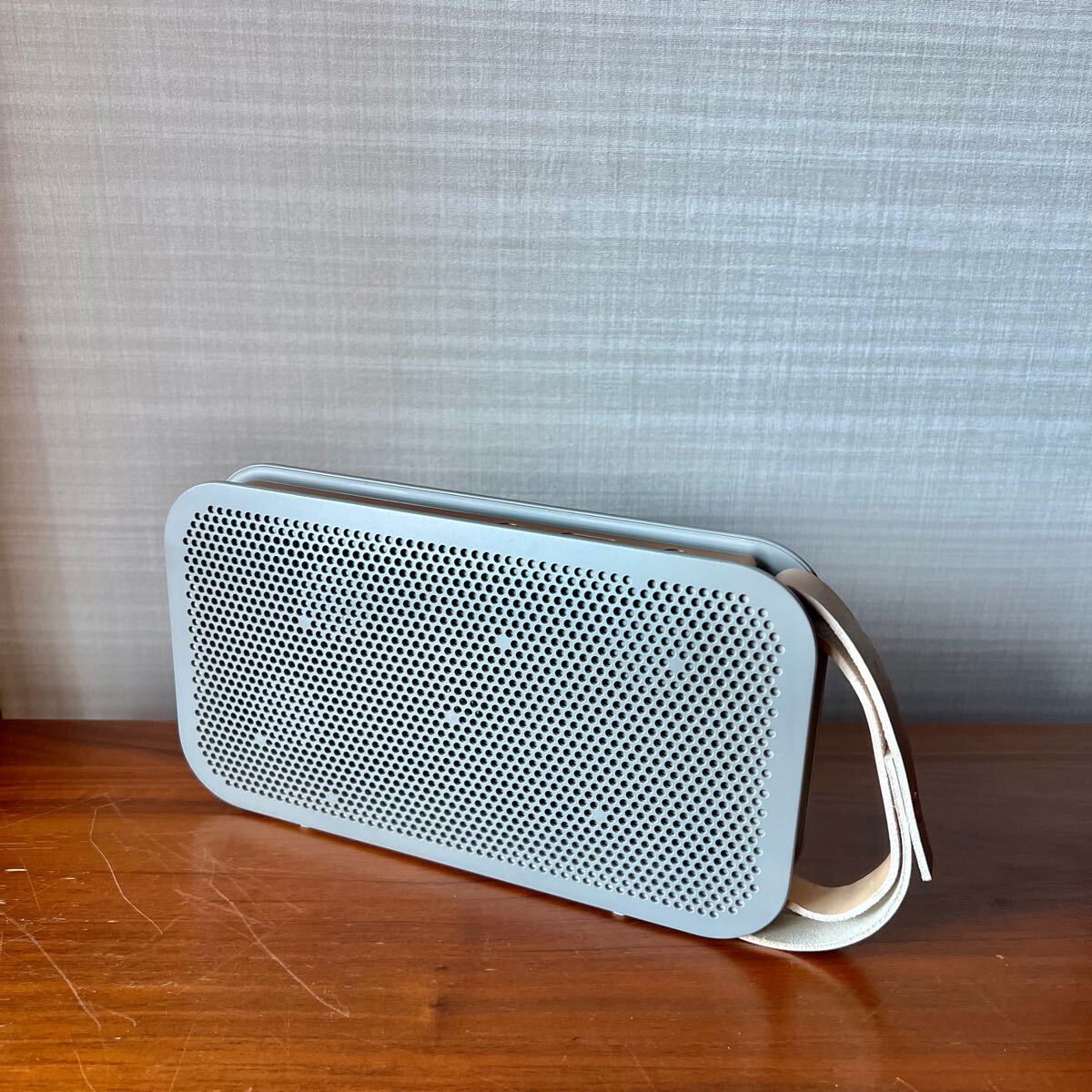 バングアンドオルフセン B&O BeoPlay A2 ワイヤレススピーカー