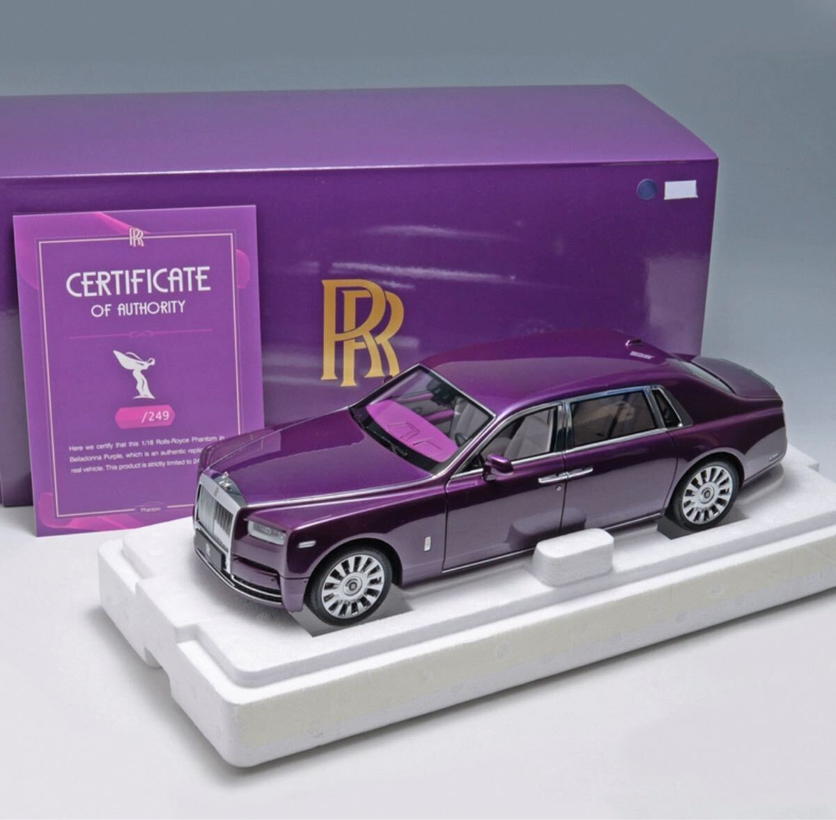 新品 1/18 ロールスロイス オリジナル モデル 全開閉 ミニカー Yahoo!オークション -「ロールスロイス 1/18」(乗用車) (その他