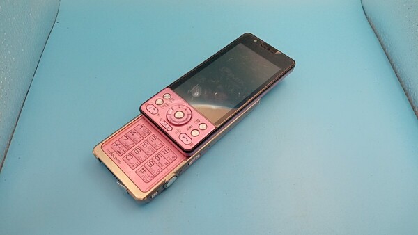 K2082 docomo FOMA LUMIX Phone P-03C Panasonic/ パナソニック 簡易動作確認&簡易清掃&初期化OK 判定○ 現状品 送料無料