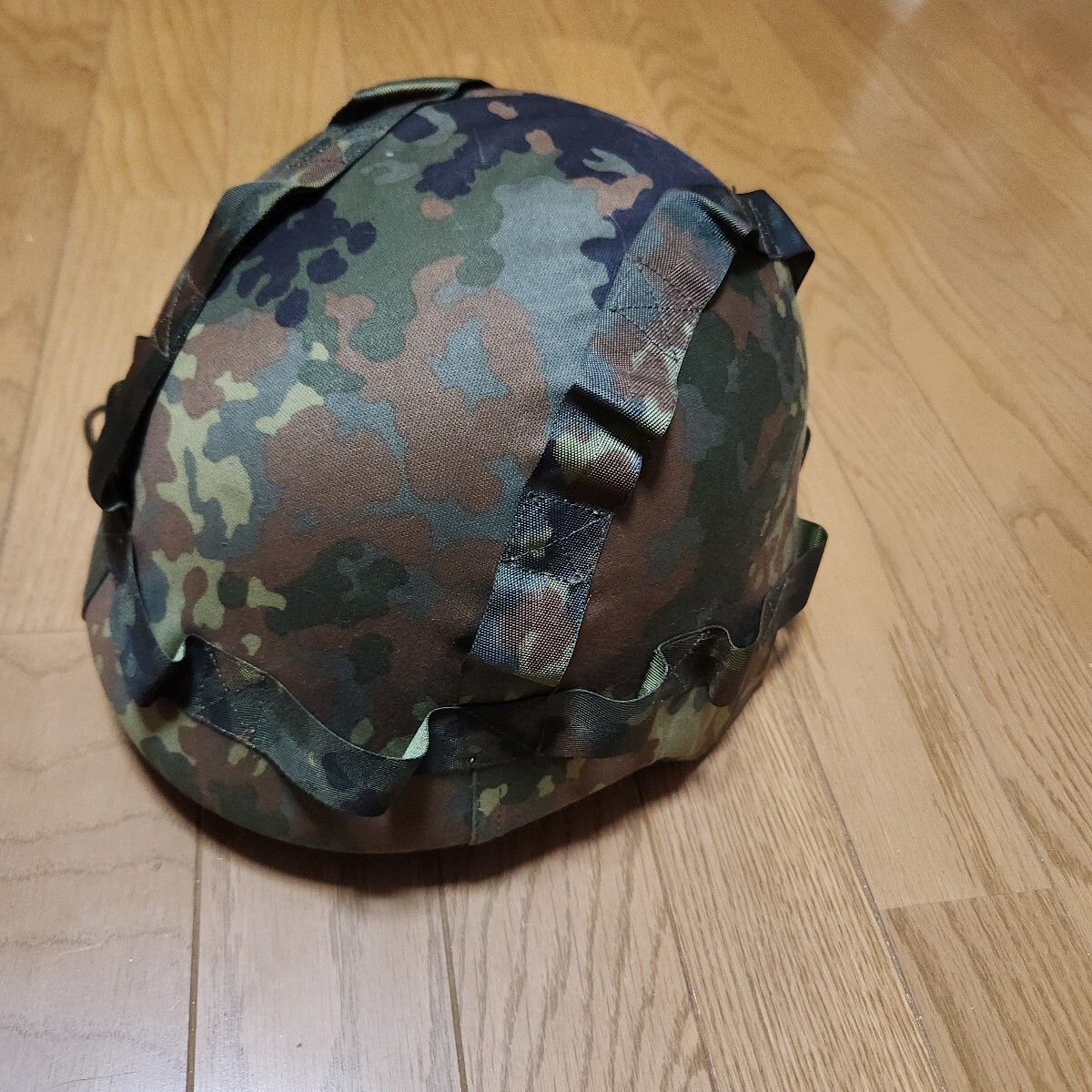 Yahoo!オークション -「ドイツ軍実物」(ヘルメット) (個人装備 Yahoo!オークション -「ドイツ軍実物」(ヘルメット) (個人装備