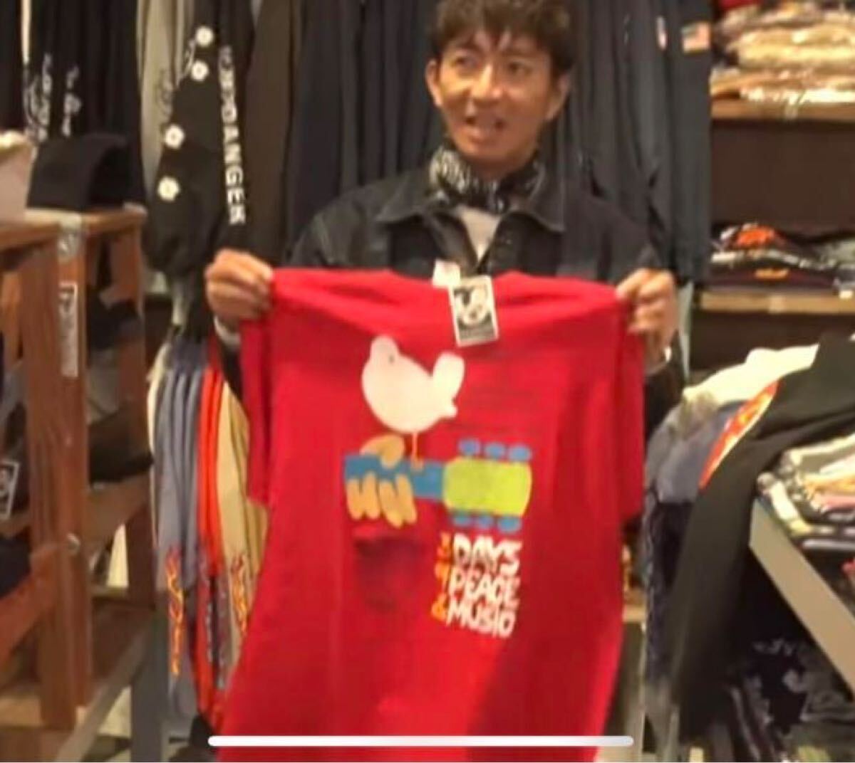 2025年最新】ヴィンテージTシャツ ウッドストック 激レア 2025年最新】ヴィンテージTシャツ ウッドストック 激レア