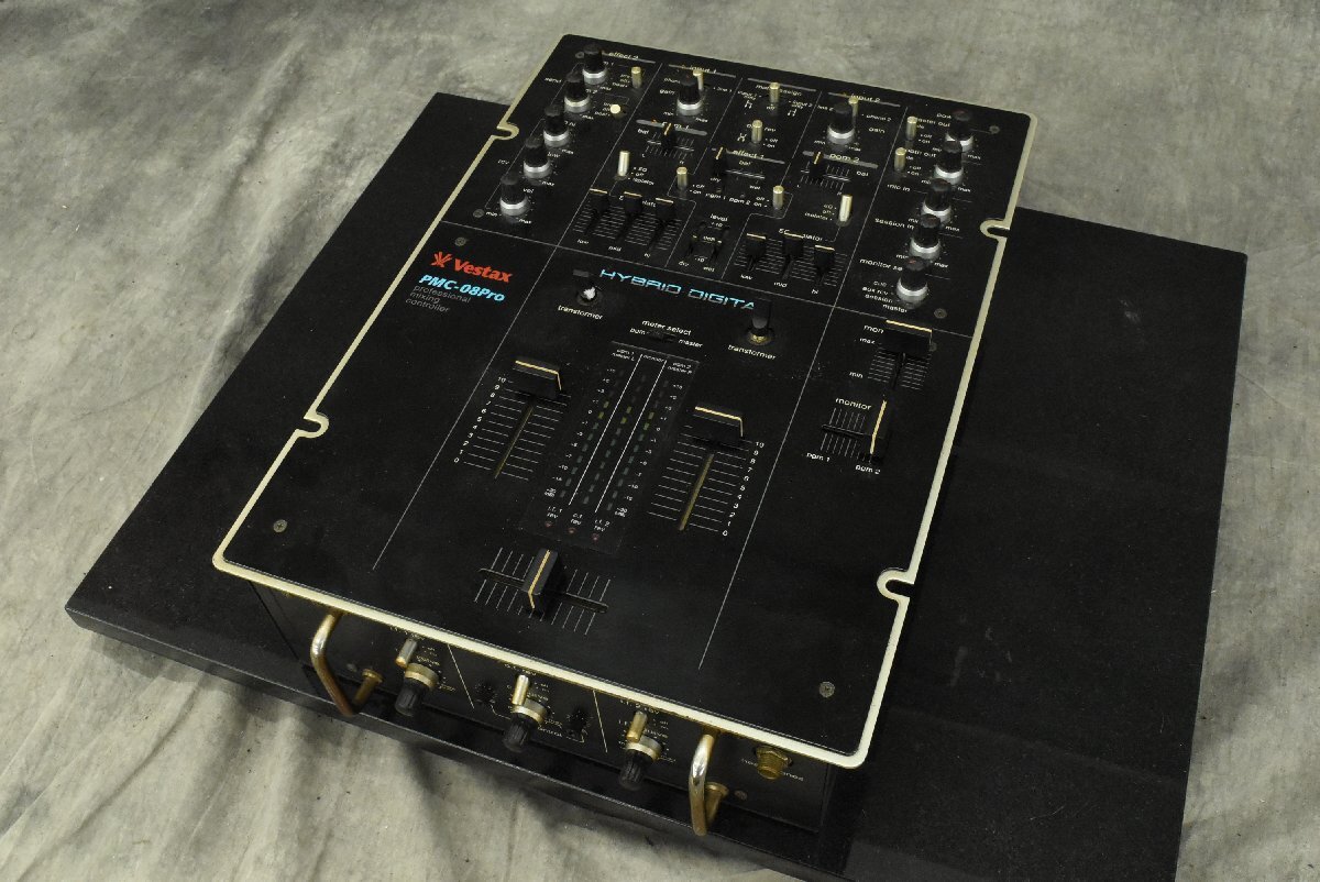 Yahoo!オークション -「vestax pmc 08」(DJミキサー) (DJ機器)の Yahoo!オークション -「vestax pmc 08」(DJミキサー) (DJ機器)の