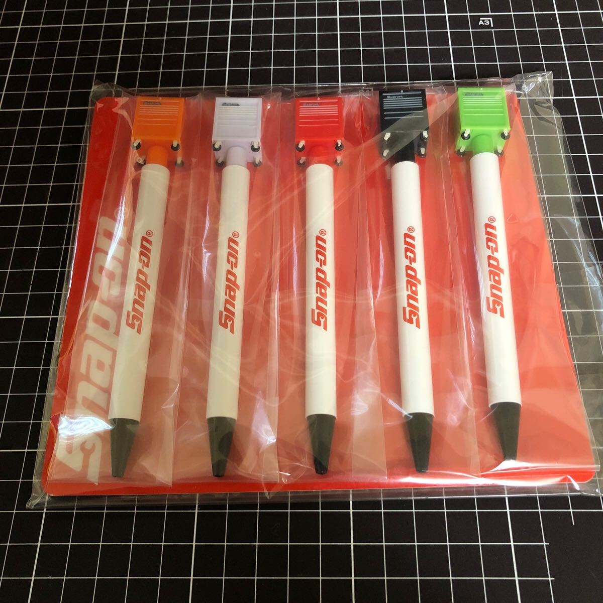 スナップオン　工具箱　ツールボックスボールペンセット　5本セット　黒色ペン　0.