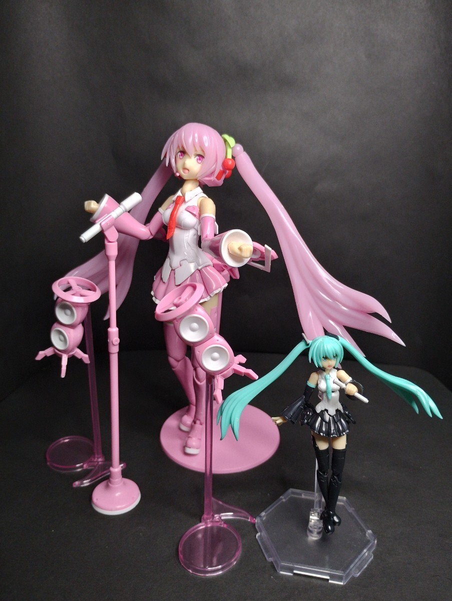 桜ミク 初音ミク フィギュア 10体 アクリルスタンド アクスタ5点 まとめ売り Yahoo!オークション -「桜ミク アクリル」の落札相場・落札価格