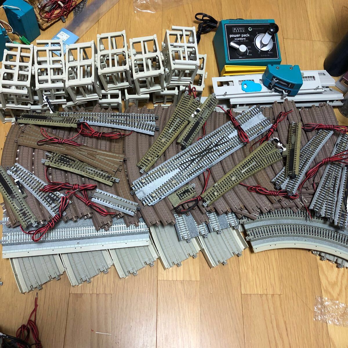 Yahoo!オークション -「kato 信号機」(線路) (Nゲージ)の落札 Yahoo!オークション -「kato 信号機」(線路) (Nゲージ)の落札