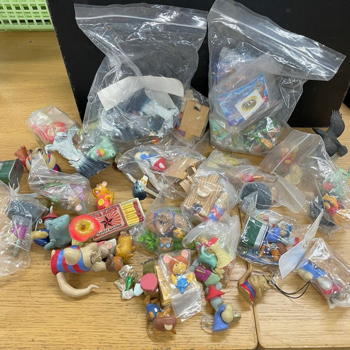 Yahoo!オークション -「ガンバの冒険」(おもちゃ、ゲーム) の Yahoo!オークション -「ガンバの冒険」(おもちゃ、ゲーム) の