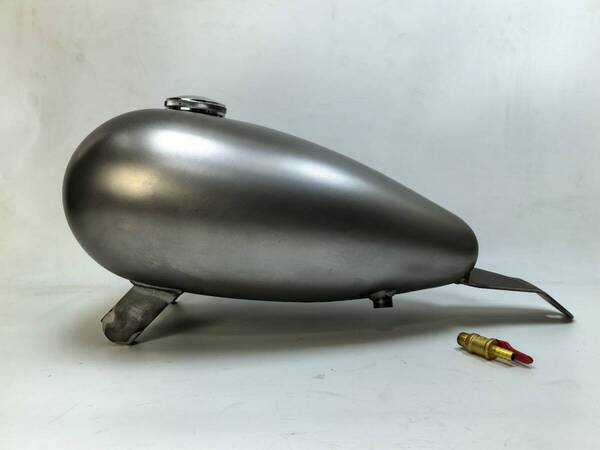 T-192 6L カワサキ バルカン400 800用 VULCAN バルカンクラシック マスタングタンク ボルトオン タンク製作工房