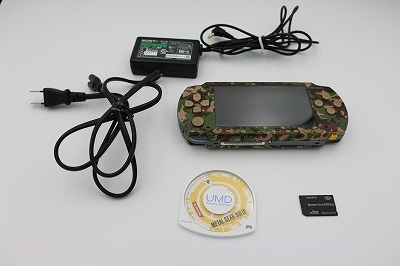 Yahoo!オークション -「メタルギア」(PSP本体) (PSP Yahoo!オークション -「メタルギア」(PSP本体) (PSP