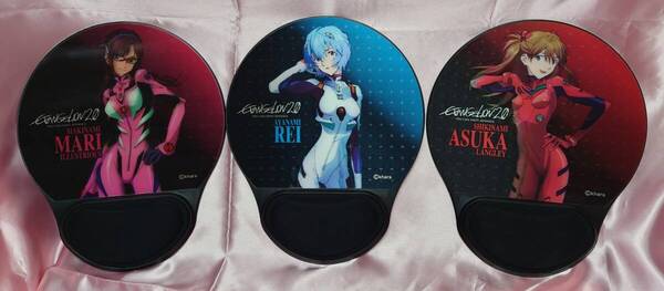 【送料無料】マウスパッド エヴァンゲリオン 3種セット EVANGELION:2.0 マリ レイ アスカ【日本郵便発送】