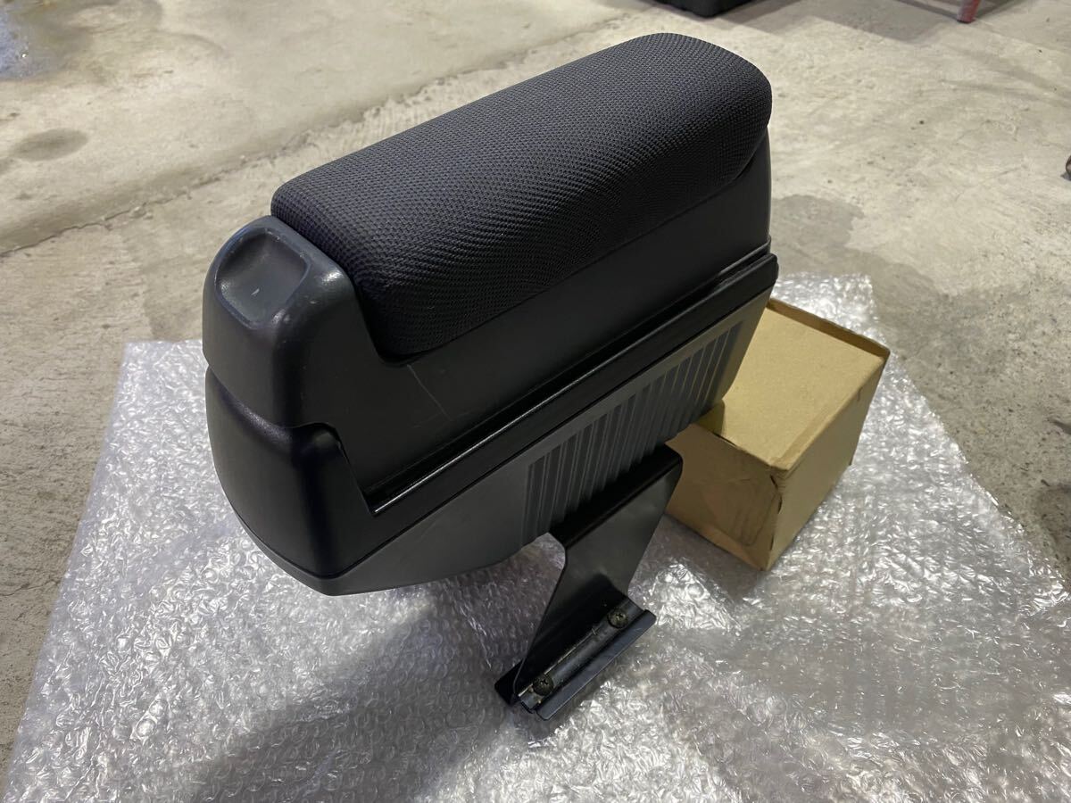 B】ダイハツ純正OP オプション アームレスト 肘置き 肘掛け コンソールボックス 収納 小物入れ L650S ミラジーノ L660S 内装品