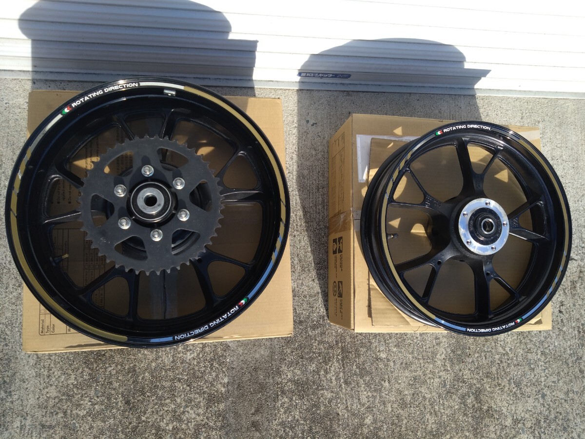 Yahoo!オークション -「zrx1200 ダエグ ホイール」の落札相場 Yahoo!オークション -「zrx1200 ダエグ ホイール」の落札相場