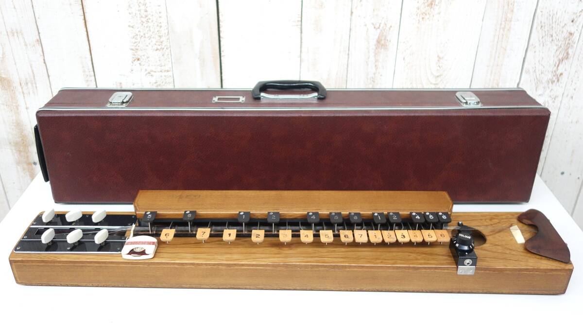 美品 廃盤 ヤマハ TH-20ME エレキ大正琴 ハードケース 大正琴 和楽器 ヤマハ TH-20ME エレキ大正琴 ハードケース 大正琴 廃盤 和楽器
