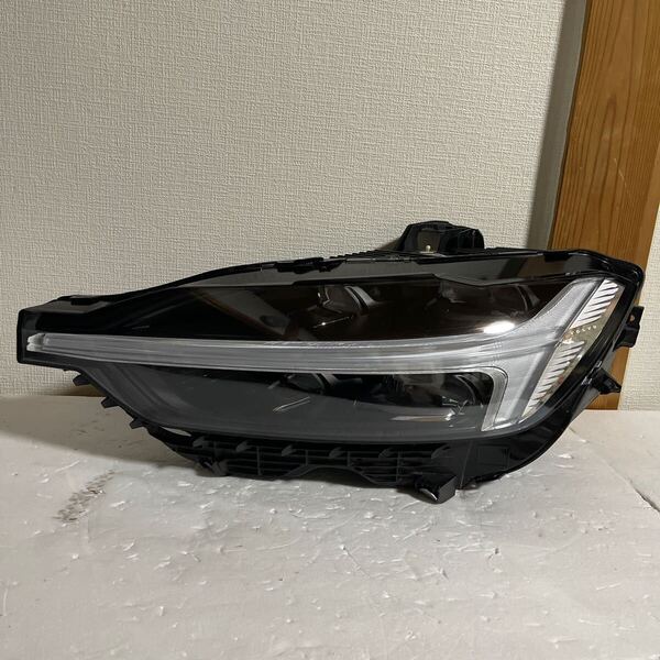 VOLVO XC60 FULL LED HEADLIGHT ボルボ ヘッドライト左 送料込み