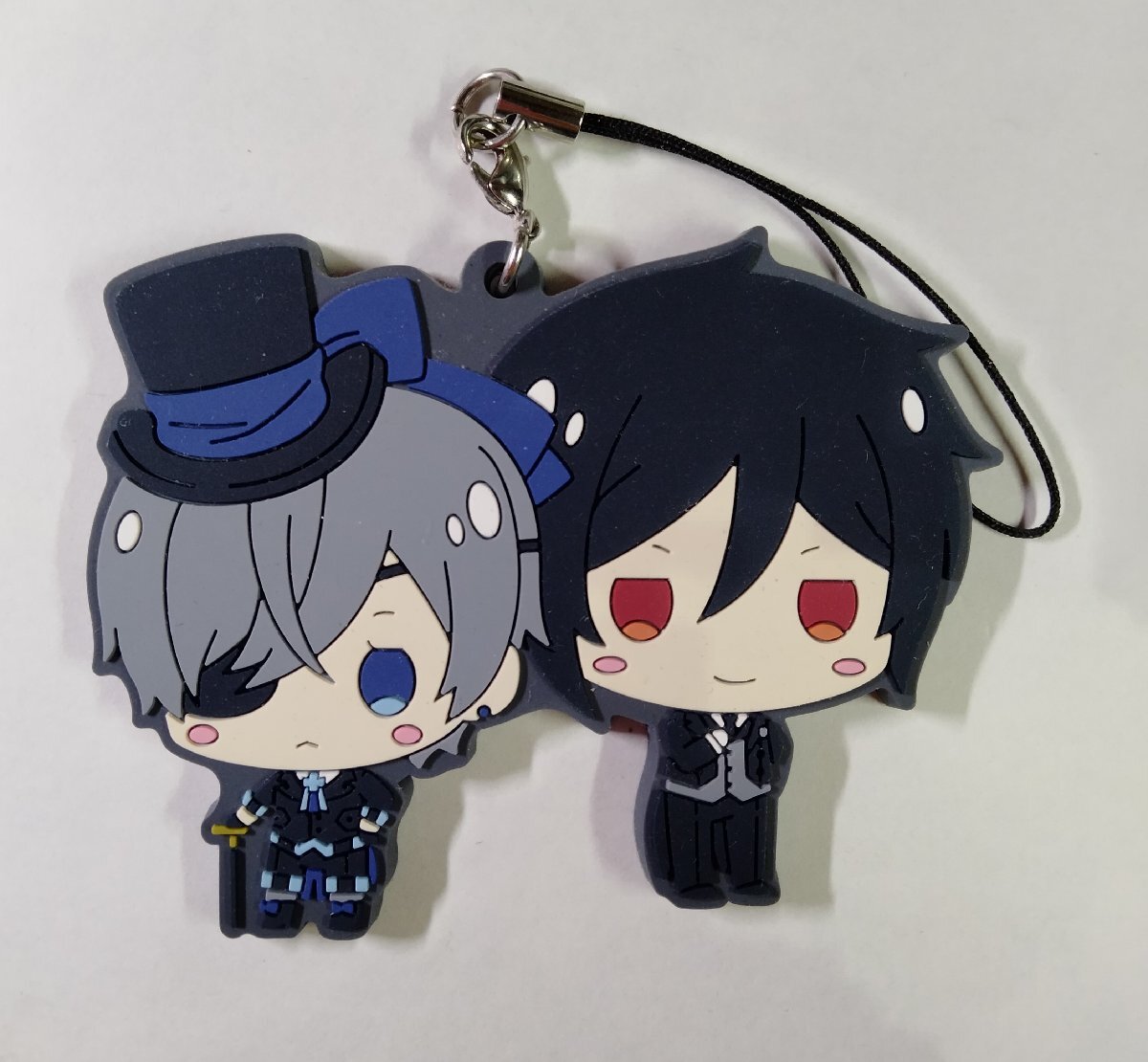 セバスチャン アクリルバッジ 黒執事 Book of the Atlantic Amazon.co.jp: 黒執事 Book of the Atlantic セバスチャン 缶