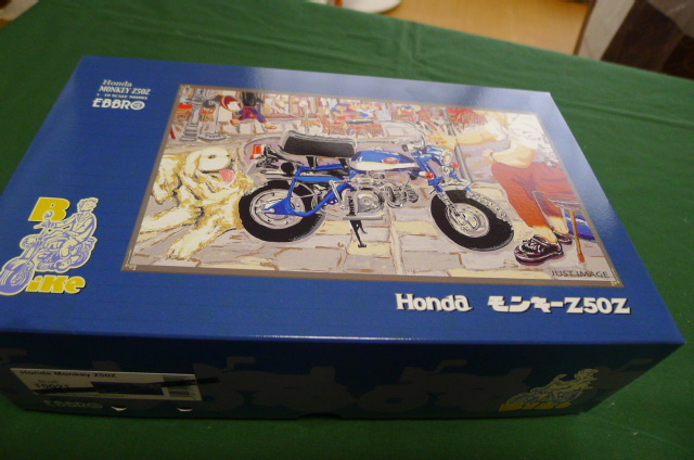 ➃【新品】 エブロ 1/10 ホンダ モンキー Z50Z
