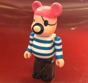 《黒ひげ危機一発》100% ベアブリック メディコムトイ フィギュア TOY キューブリック kubrick デザイナーズトイ MEDICOMTOY BE@RBRICK