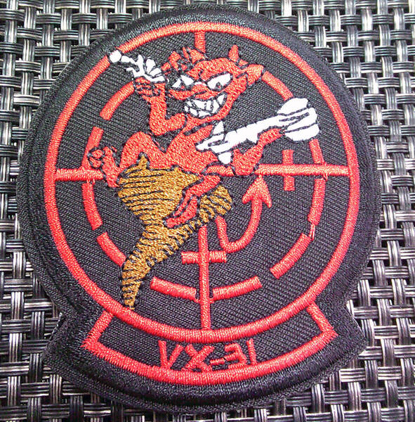 《DY赤悪魔標的VX-31赤黒茶》◆新品アメリカ ミサイル レッドデビル ターゲット Air Force刺繍ワッペン◆バイク サバゲー・ミリタリー