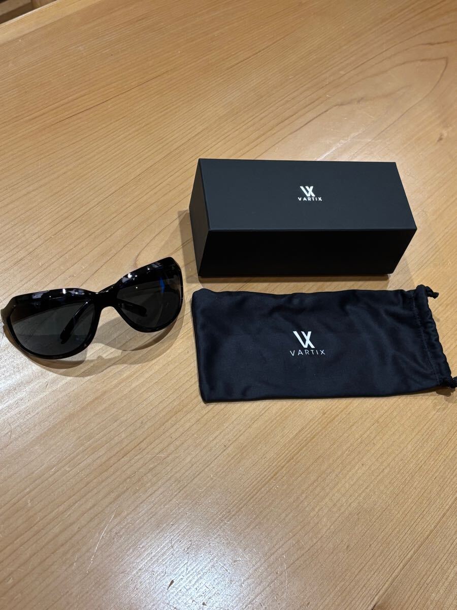 Yahoo!オークション -「gackt サングラス」の落札相場・落札価格 Yahoo!オークション -「gackt サングラス」の落札相場・落札価格