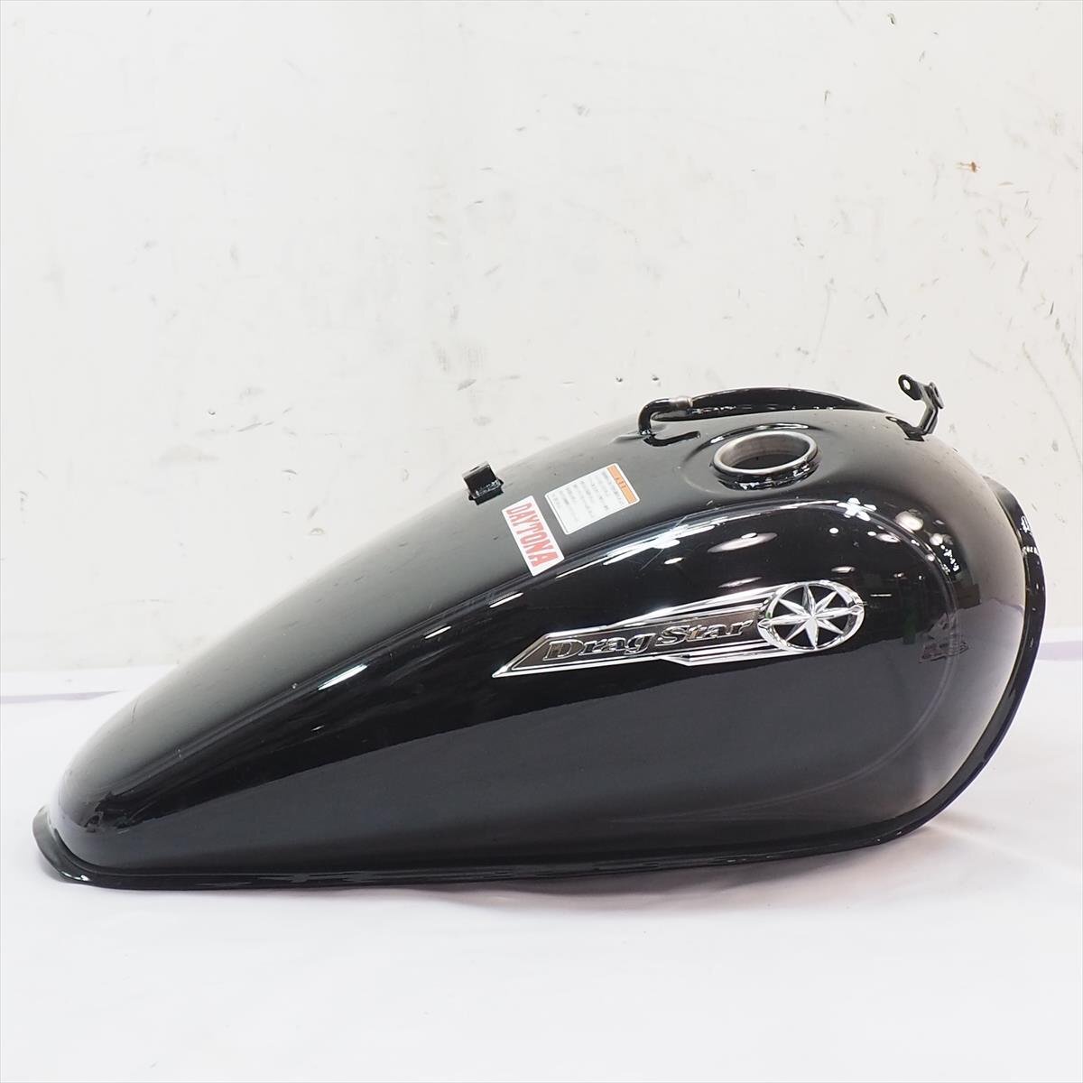 美品】ドラッグスター250純正タンク ブラック ドラスタ - パーツ 美品】ドラッグスター250純正タンク ブラック ドラスタ - パーツ