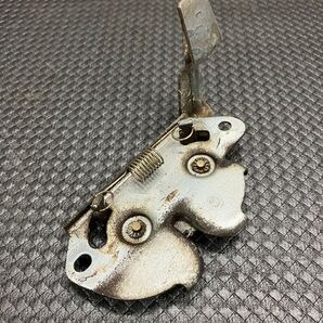 【27U】実動品 AF27 スーパーDio 純正 シートロック シートステー ブラケット ロック シート スーパーディオ DIO AF28 ディオ