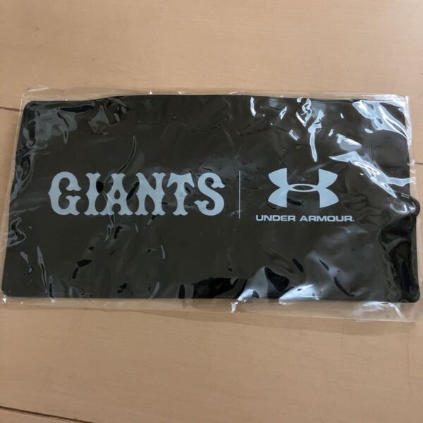GIANTS ジャイアンツ 巨人 UNDER ARMOURチケットホルダ 未使用品