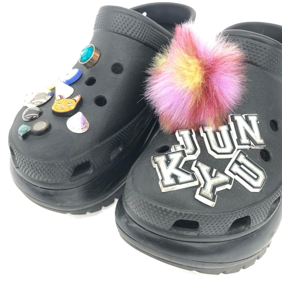 ◆crocs クロックス メガクラッシュ サンダル 7◆ ブラック ジビッツ付き レディース 靴 シューズ shoes ◆crocs クロックス メガクラッシュ サンダル 7◆ ブラック ジビッツ付き レディース 靴 シューズ shoes