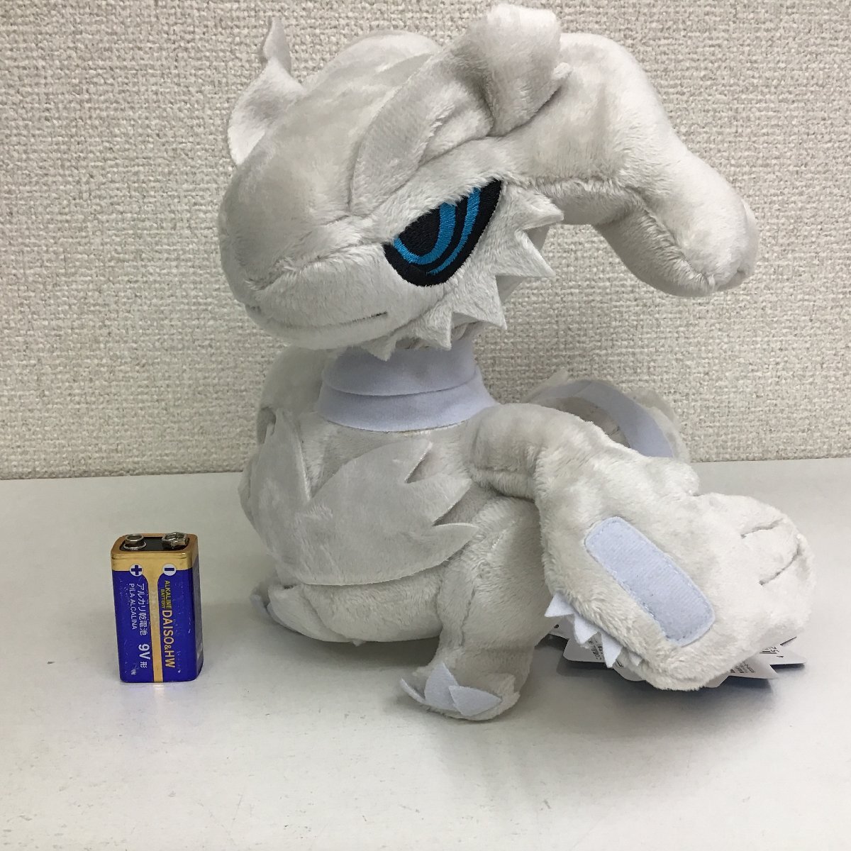 Yahoo!オークション -「ポケモン ぬいぐるみ レシラム Yahoo!オークション -「ポケモン ぬいぐるみ レシラム