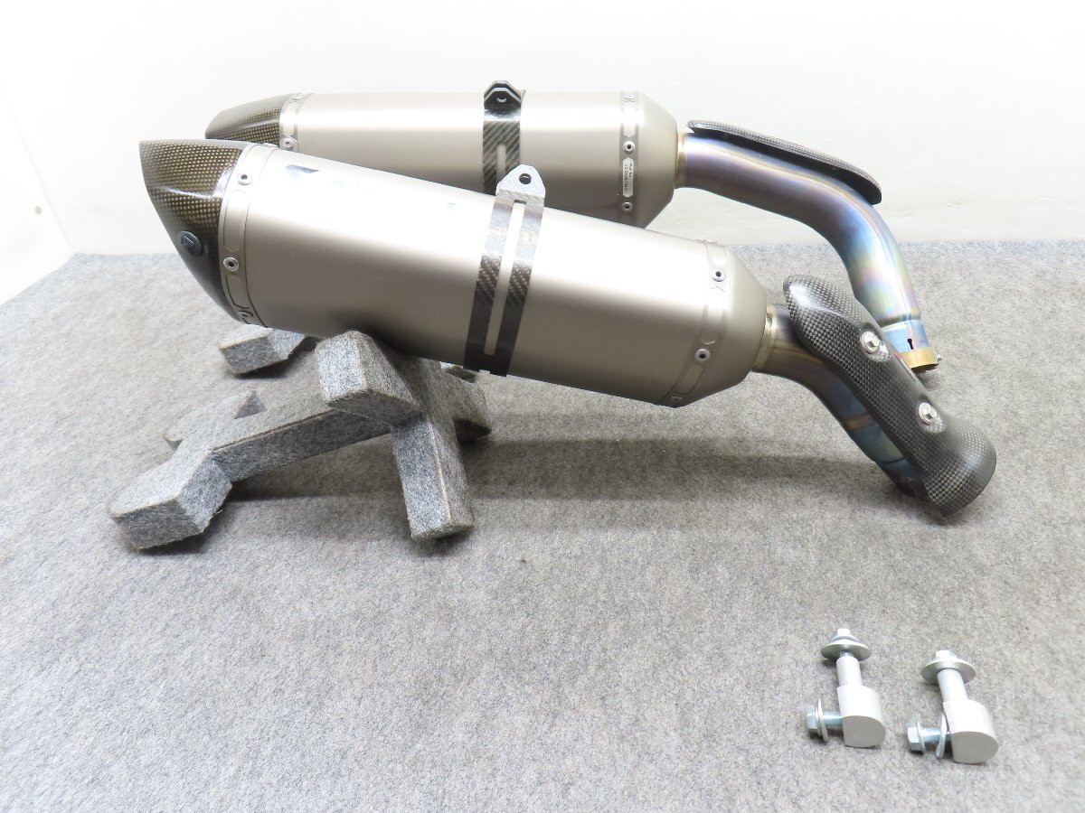 Yahoo!オークション -「yzf r1 09 akrapovic」の落札相場・落札価格