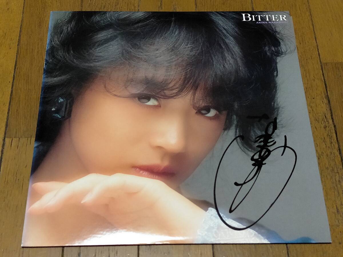 Yahoo!オークション -「サイン 中森明菜」(レコード) の落札相場・落札価格