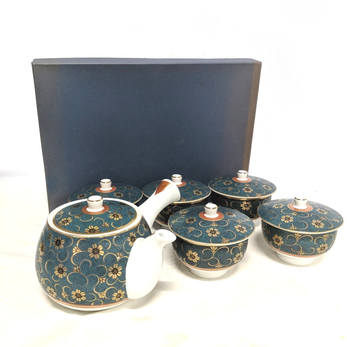 時代物 古九谷 色絵金彩青粒 煎茶器 明治～ 茶器 煎茶道具 九谷焼茶碗 茶器 在銘 盃 湯呑み 茶道具  (湯呑み、カップ)｜売買されたオークション情報、Yahoo!オークション(旧ヤフオク!) の商品情報をアーカイブ公開 -  オークファン（aucfan.com）