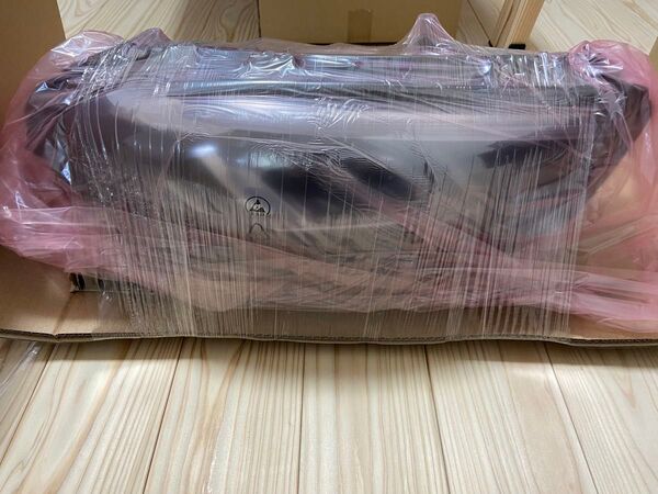 新品未使用 メルセデスベンツ純正 右ヘッドライト Aクラス W177用