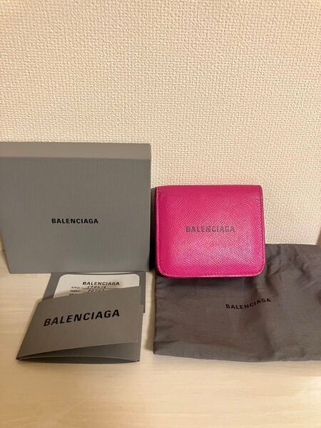 BALENCIAGAバレンシアガ・2つ折財布レザー・ピンク・付属品