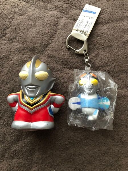 ウルトラマン キーホルダー 貯金箱 セット
