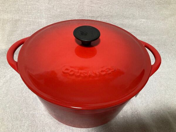 未使用新品 クーザンス ココットロンド 22㎝ チリレッド