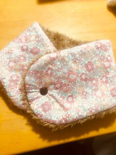 handmade*リバティ花柄*ふわふわファーティペットネックウォーマー*ハンドメイド* マフラー スヌード 防寒小学低学年位まで