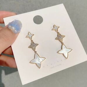 星型 エナメル ピアス 新品