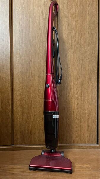 SWEEPLUS サイクロン式 スリムスティッククリーナー CT-AC61 株式会社シー・シー・ピー 中古掃除機 赤
