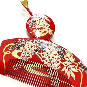 ● 螺鈿細工が美しい 藤の花の櫛と簪のセット