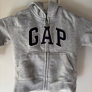 最終値下げ!!●GAP●12~18month●フード付きパーカー●裏起毛