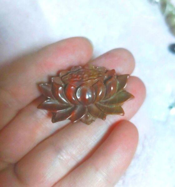 天然石アラシャン蓮の花パーツ