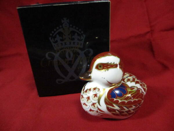 ロイヤルクラウンダービー アヒルの子 ペーパーウェイト Royal Crown Derby SWIMMING DUCKLING フィギュリン