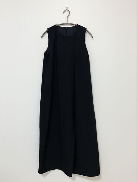 SLY 黒 ノースリーブ Aライン オールインワン S 美品 ジョージット 綺麗め