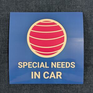 発達療育マーク SPECIAL NEEDS IN CAR ステッカー【ローソンプリント&ミニストッププリント】発達障害 重度知的