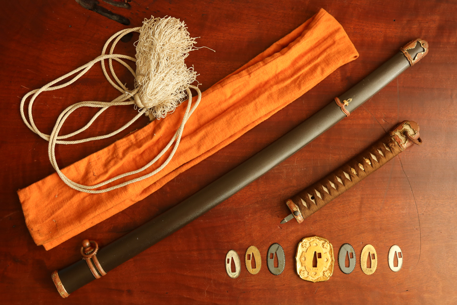 Yahoo!オークション -「九八式軍刀」(鍔、刀装具) (武具)の落札 Yahoo!オークション -「九八式軍刀」(鍔、刀装具) (武具)の落札