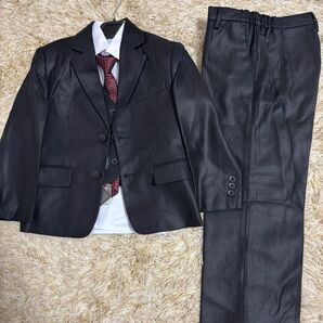 125 新品入学式結婚式男の子フォーマルスーツセット黒