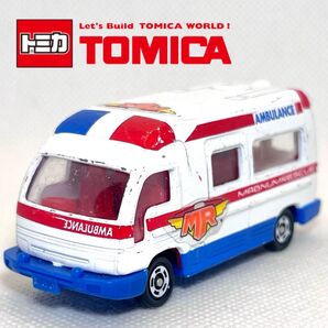 【送料無料】トミカ NISSAN パラメディック マグナムレスキュー シリーズ ミニカー 救急車 日産 PARAMEDIC