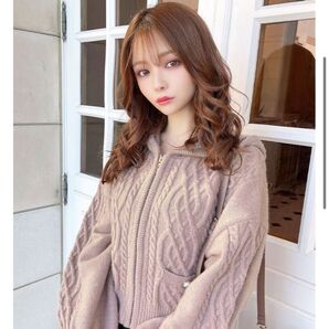 ミシェルマカロン ショートニットフーディ ピンクベージュ XS ニットパーカ